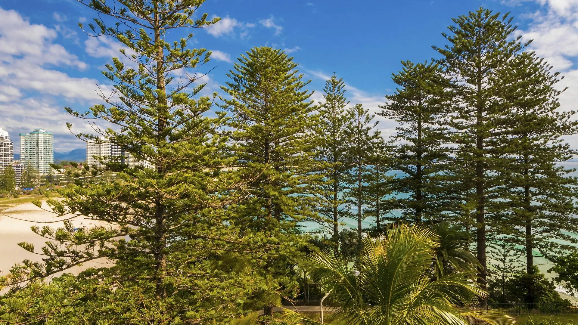 Greenmount Beach House Gold Coast Resort